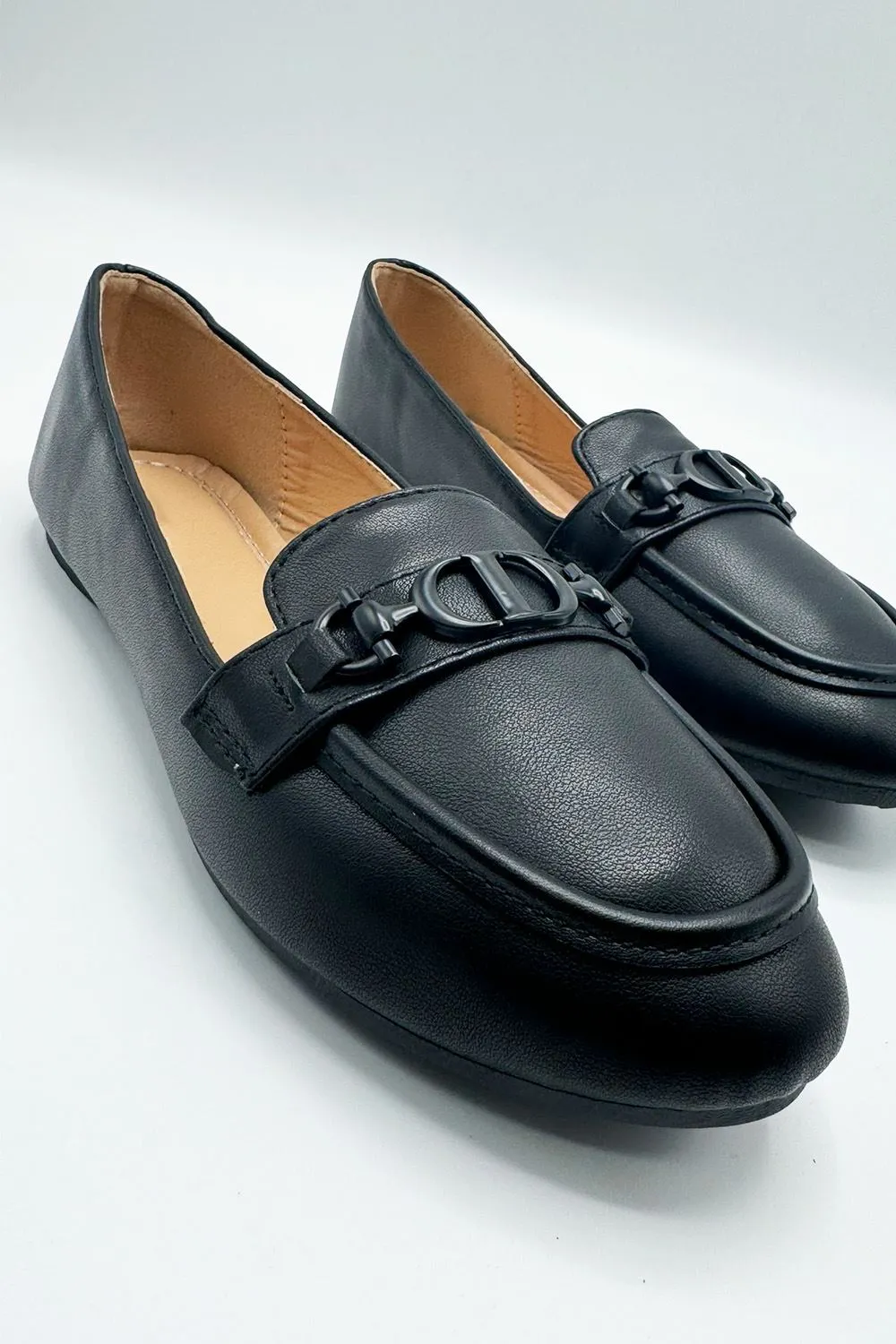 Alya Letter Link Detail Flat Loafers in Black Matt