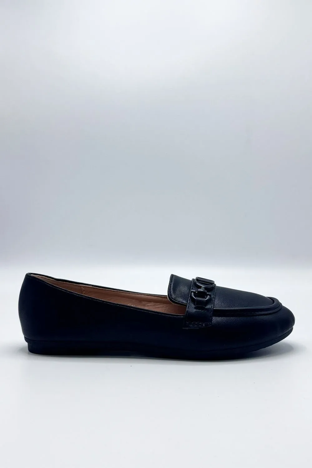 Alya Letter Link Detail Flat Loafers in Black Matt