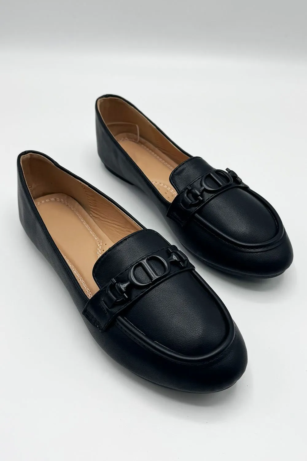 Alya Letter Link Detail Flat Loafers in Black Matt