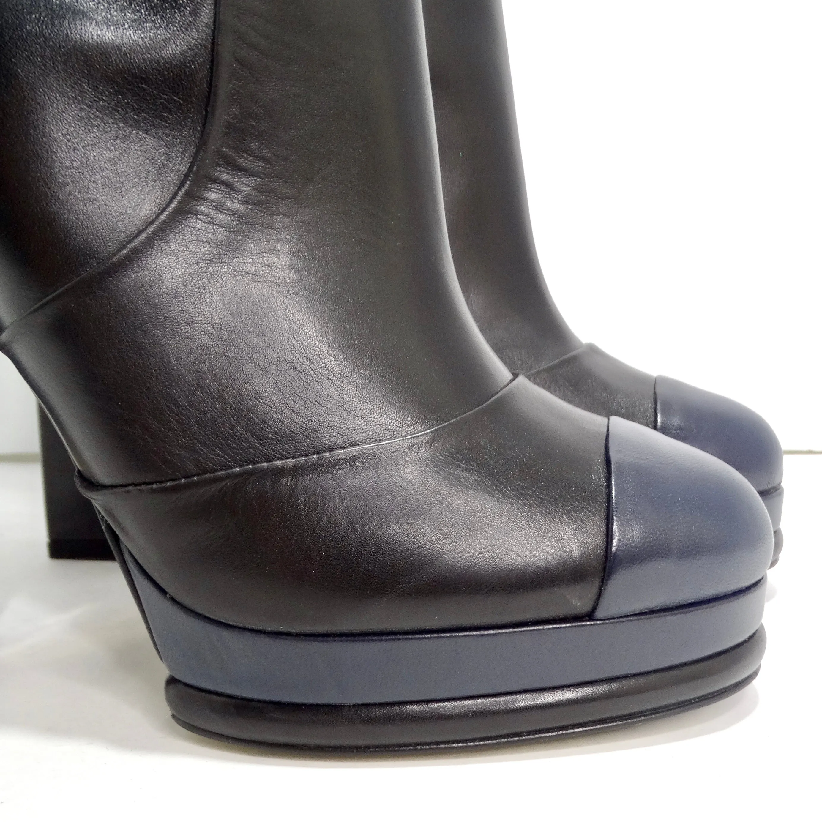 Chanel Black/Navy Blue Leather CC Boots