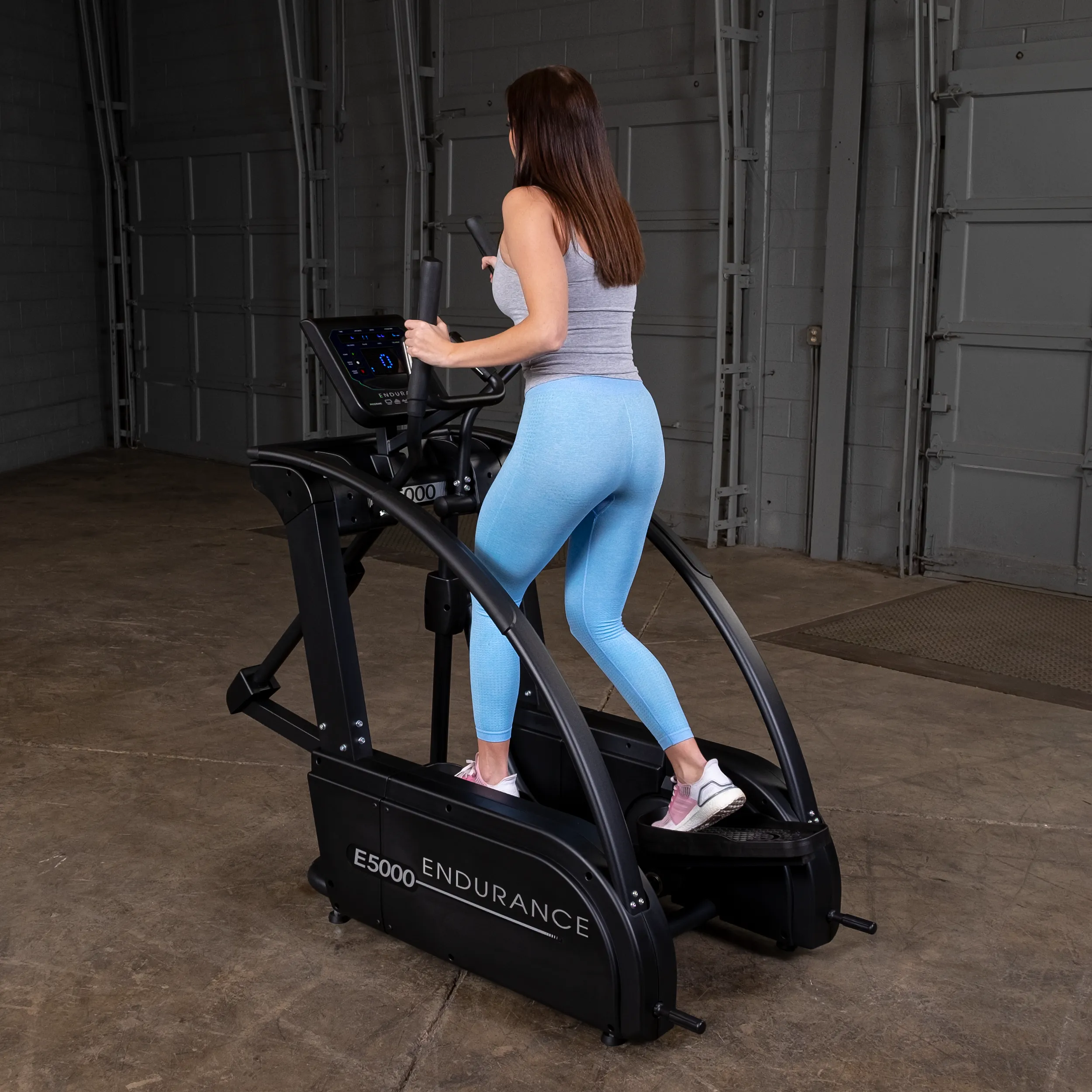 Endurance Premium Elliptical Trainer E5000