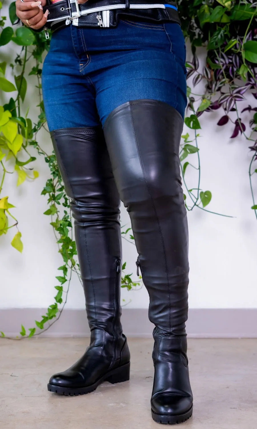 She's Killing It 2| Thigh High Flat Stretch Boots